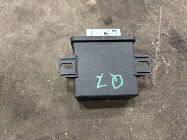 bontott AUDI Q7 Fényszóró Elektronika