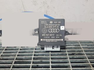 bontott AUDI Q7 Fényszóró Elektronika