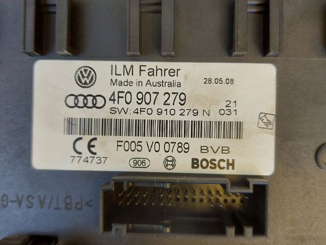 bontott AUDI Q7 Fényszóró Elektronika