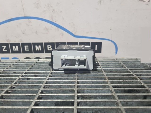 bontott AUDI Q7 Fényszóró Elektronika