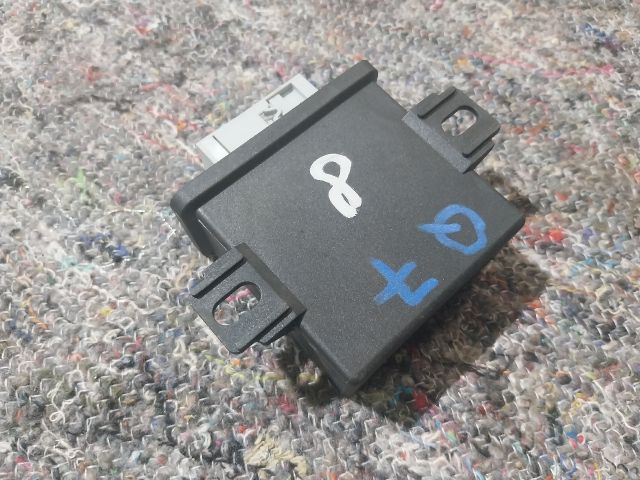 bontott AUDI Q7 Fényszóró Elektronika