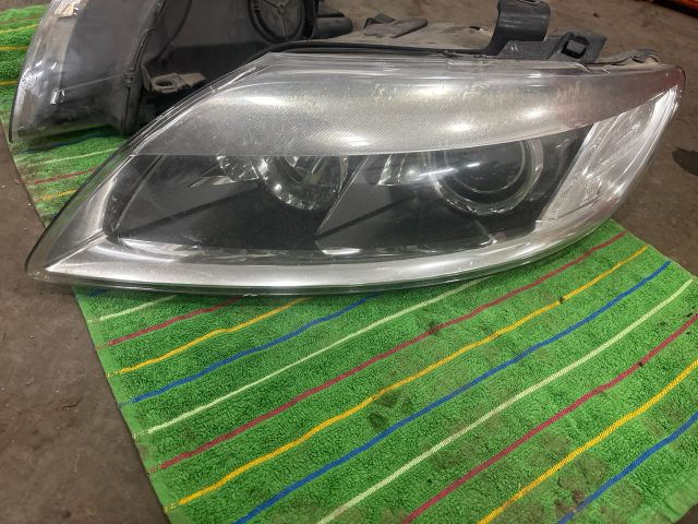 bontott AUDI Q7 Fényszóró Pár