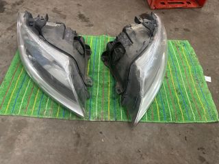 bontott AUDI Q7 Fényszóró Pár