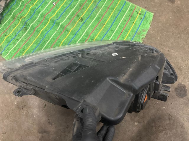 bontott AUDI Q7 Fényszóró Pár