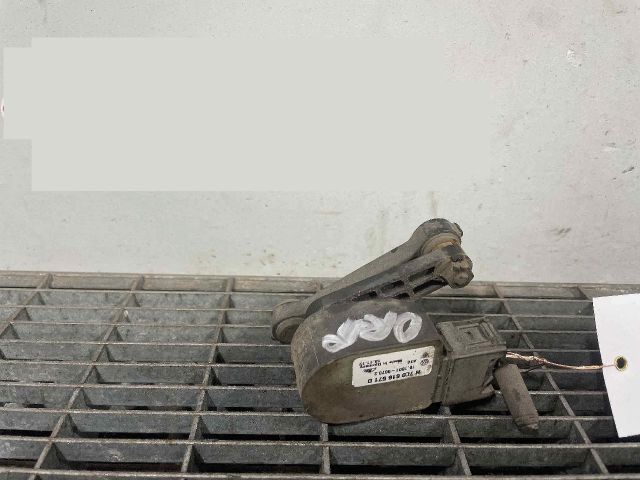 bontott AUDI Q7 Fényszórómagasság Állító Motor (Pozíciófüggetlen)