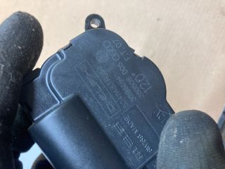 bontott AUDI Q7 Fűtés Állító Motor