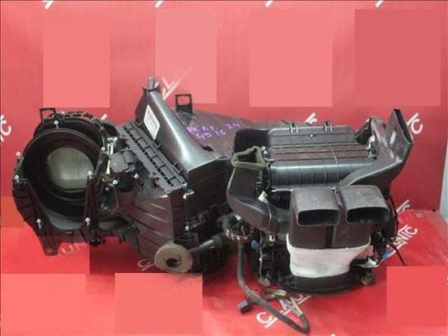 bontott AUDI Q7 Fűtés Box