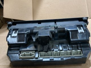 bontott AUDI Q7 Fűtéskapcsoló (digit klímás)