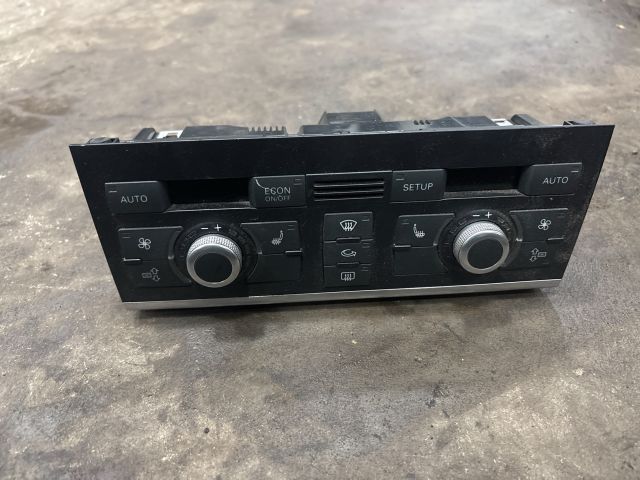 bontott AUDI Q7 Fűtéskapcsoló (digit klímás)