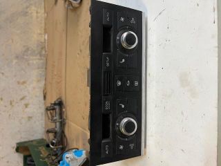 bontott AUDI Q7 Fűtéskapcsoló (digit klímás)