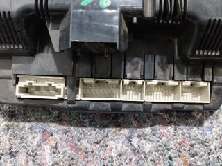 bontott AUDI Q7 Fűtéskapcsoló (digit klímás)