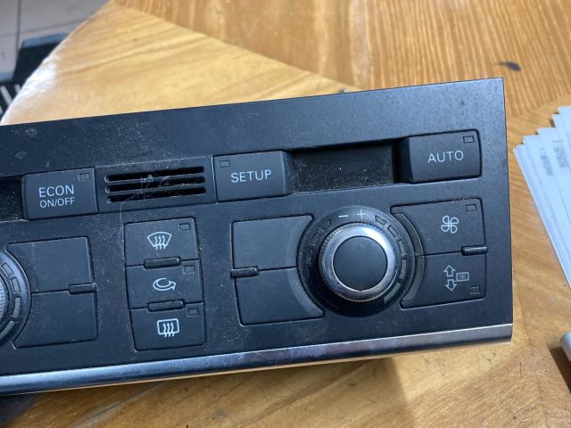 bontott AUDI Q7 Fűtéskapcsoló (digit klímás)