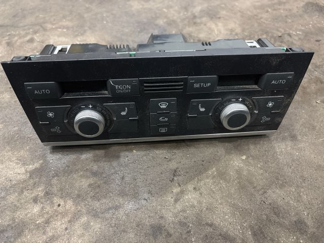 bontott AUDI Q7 Fűtéskapcsoló (digit klímás)