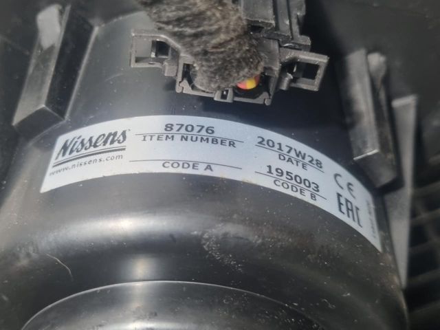 bontott AUDI Q7 Fűtőmotor (Klímás)