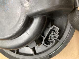 bontott AUDI Q7 Fűtőmotor (Klímás)