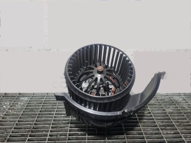 bontott AUDI Q7 Fűtőmotor (Klímás)