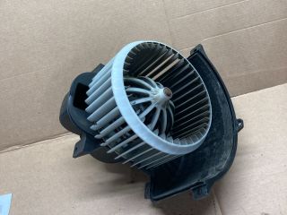 bontott AUDI Q7 Fűtőmotor (Klímás)