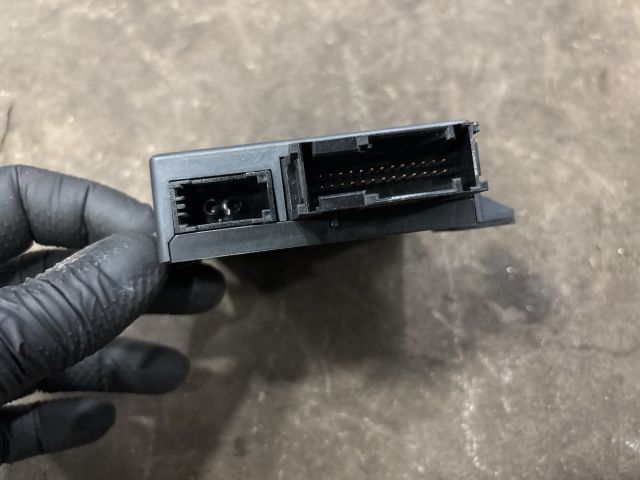 bontott AUDI Q7 Gateway Elektronika