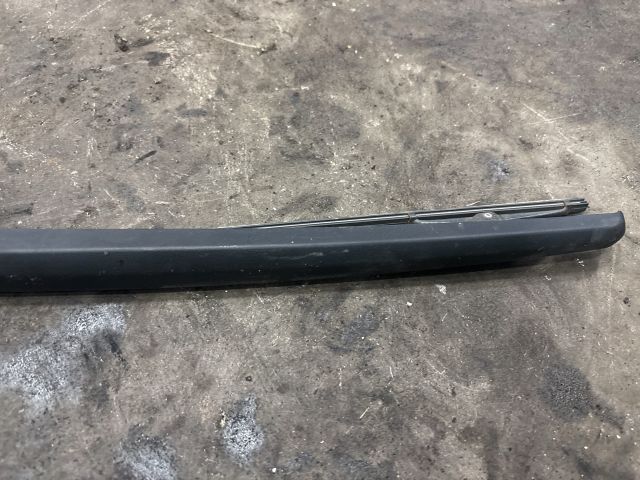 bontott AUDI Q7 Hátsó Ablaktörlő Kar