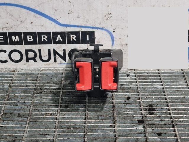 bontott AUDI Q7 Hátsó középső Biztonsági Öv