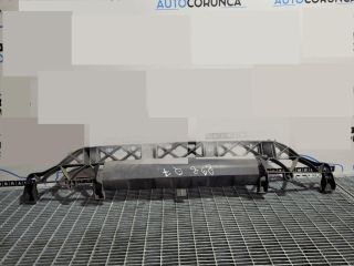 bontott AUDI Q7 Hátsó középső Lökhárító Tartó (Műanyag)