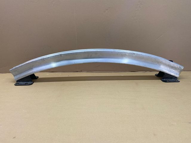 bontott AUDI Q7 Hátsó Lökhárító Merevítő (Fém)