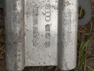 bontott AUDI Q7 Hátsó Lökhárító Merevítő (Fém)