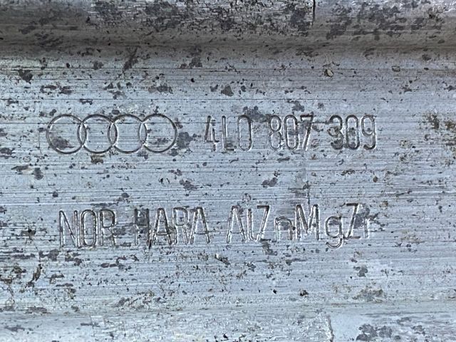 bontott AUDI Q7 Hátsó Lökhárító Merevítő (Fém)