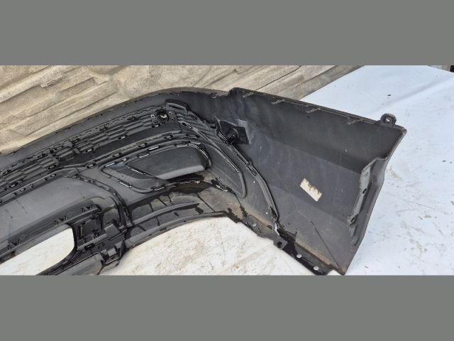 bontott AUDI Q7 Hátsó Lökhárító (Üresen)