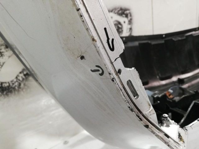 bontott AUDI Q7 Hátsó Lökhárító (Üresen)