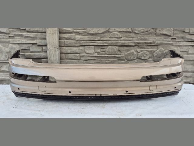 bontott AUDI Q7 Hátsó Lökhárító (Üresen)