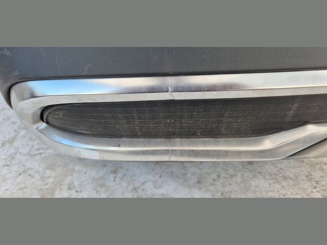 bontott AUDI Q7 Hátsó Lökhárító (Üresen)