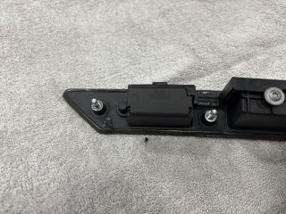 bontott AUDI Q7 Hátsó Rendszámtábla Világítás