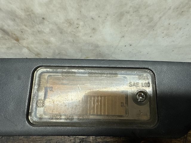 bontott AUDI Q7 Hátsó Rendszámtábla Világítás