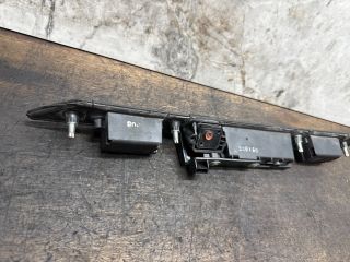 bontott AUDI Q7 Hátsó Rendszámtábla Világítás