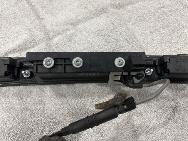 bontott AUDI Q7 Hátsó Rendszámtábla Világítás