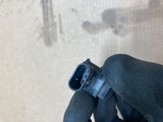 bontott AUDI Q7 Hátsó Tolatóradar Fej