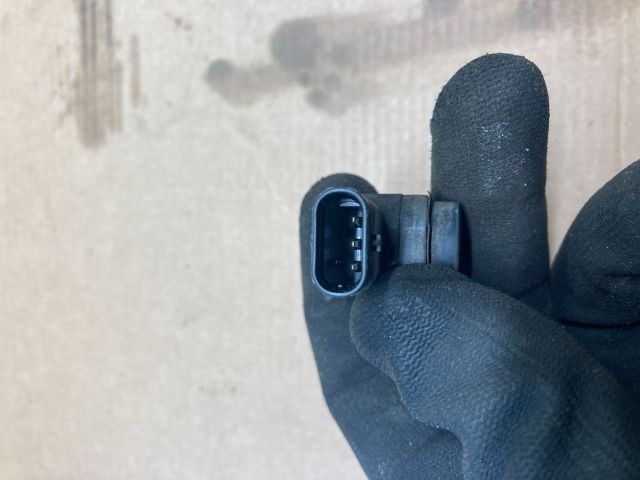 bontott AUDI Q7 Hátsó Tolatóradar Fej