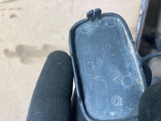 bontott AUDI Q7 Hátsó Vonószem Burkolat