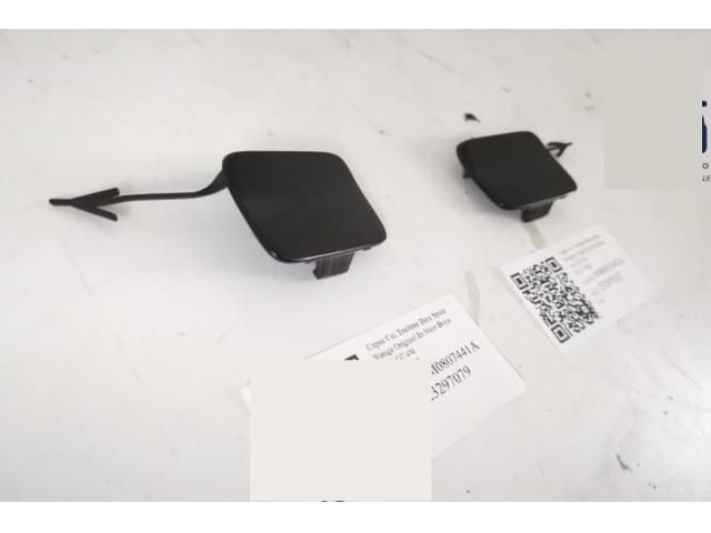 bontott AUDI Q7 Hátsó Vonószem Burkolat