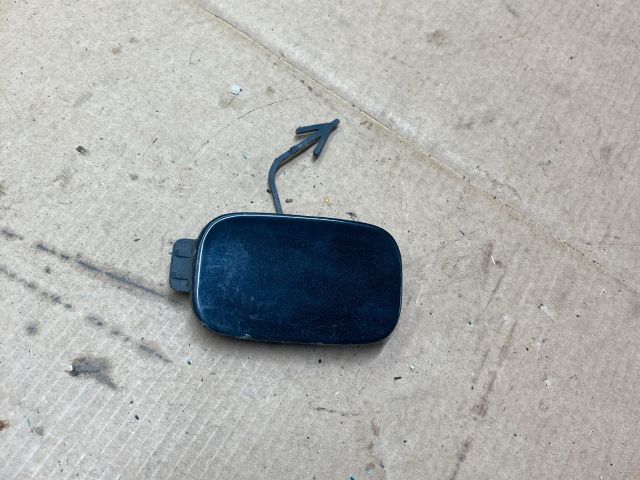 bontott AUDI Q7 Hátsó Vonószem Burkolat