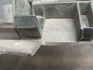 bontott AUDI Q7 Hátsó Vonószem Burkolat