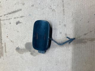 bontott AUDI Q7 Hátsó Vonószem Burkolat