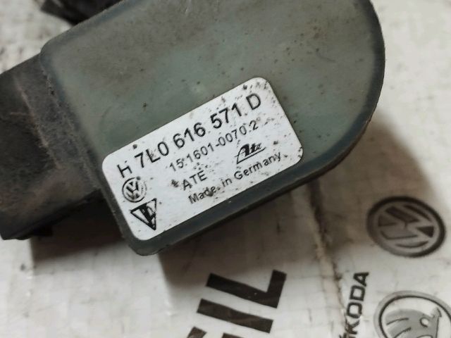 bontott AUDI Q7 Hátsó Xenon Szintszabályzó Jeladó