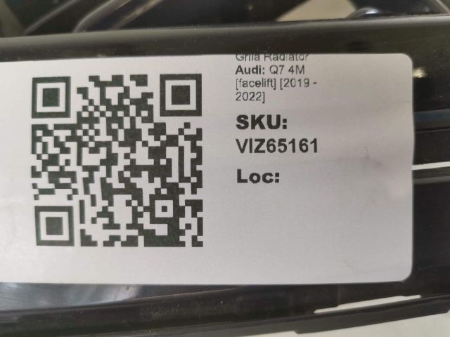 bontott AUDI Q7 Hűtőrács