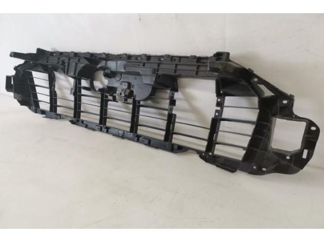 bontott AUDI Q7 Hűtőrács