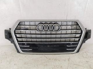 bontott AUDI Q7 Hűtőrács