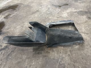 bontott AUDI Q7 Intercooler Légterelő