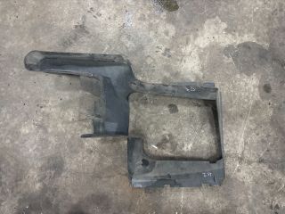 bontott AUDI Q7 Intercooler Légterelő