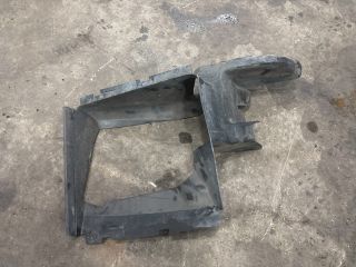 bontott AUDI Q7 Intercooler Légterelő